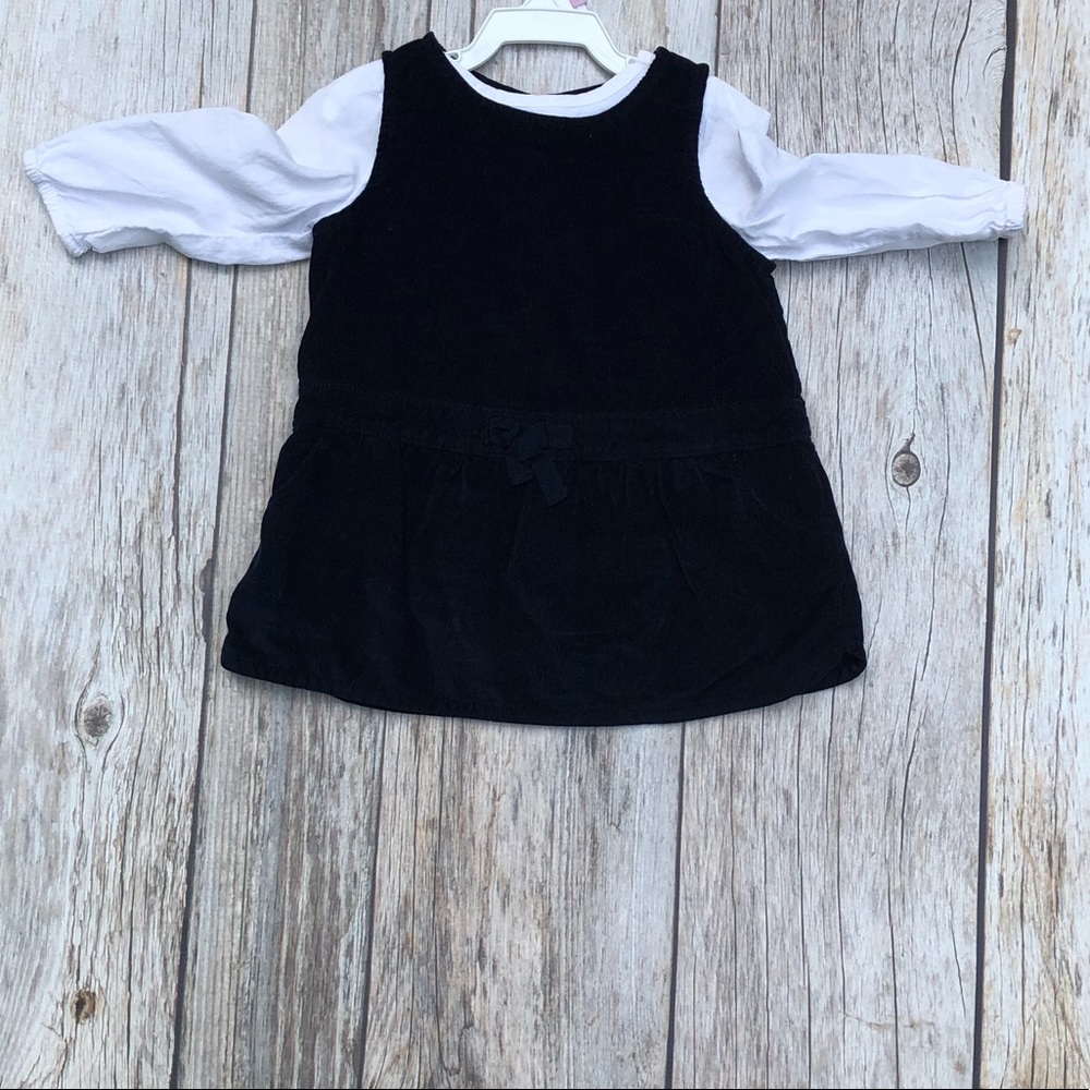 Baby Gap girl dress set size 6-12 month.